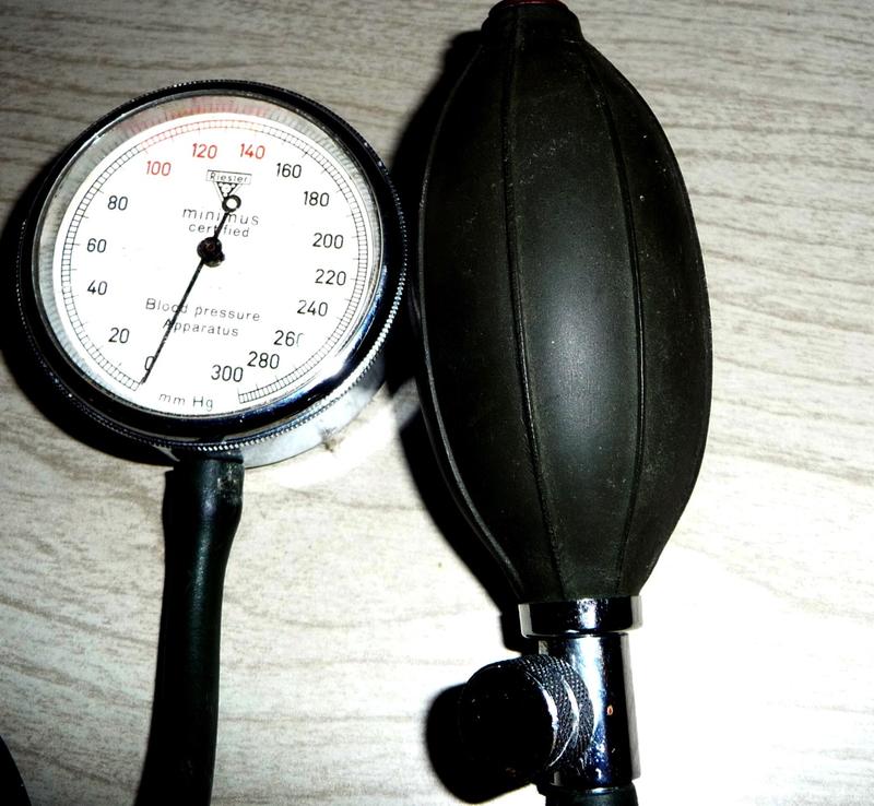 Sphygmomanometer - Wikipedia